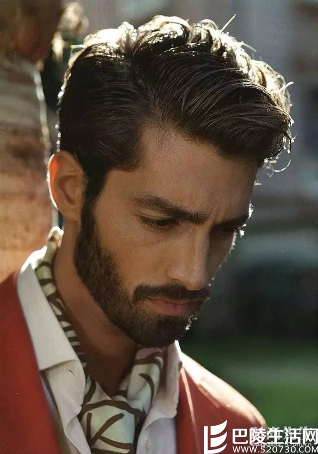 服装搭配很重要 服装搭配很重要