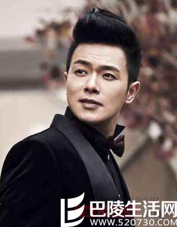 男生烫发的发型