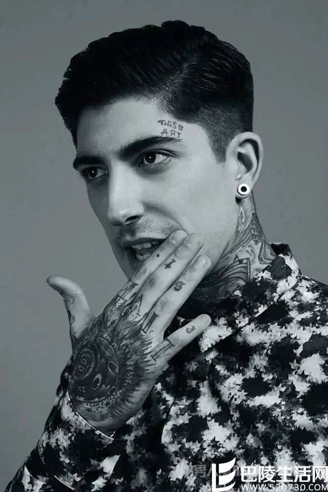 　德国汉堡的职业模特儿 Daniel Bamdad