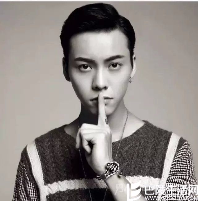 三七分发型 三七分发型