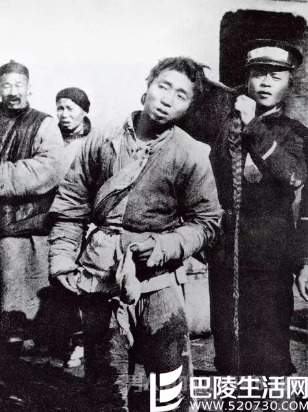 普通老百姓剪掉发辫 普通老百姓剪掉发辫