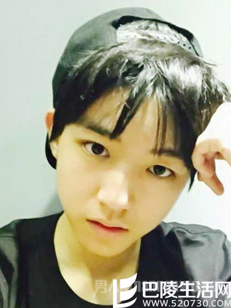 王俊凯发型 王俊凯发型
