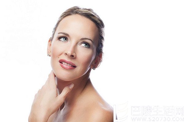 Essence-14102302-1.jpg Essence-14102302-1.jpg