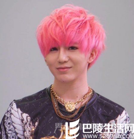 粉色头发 粉色头发