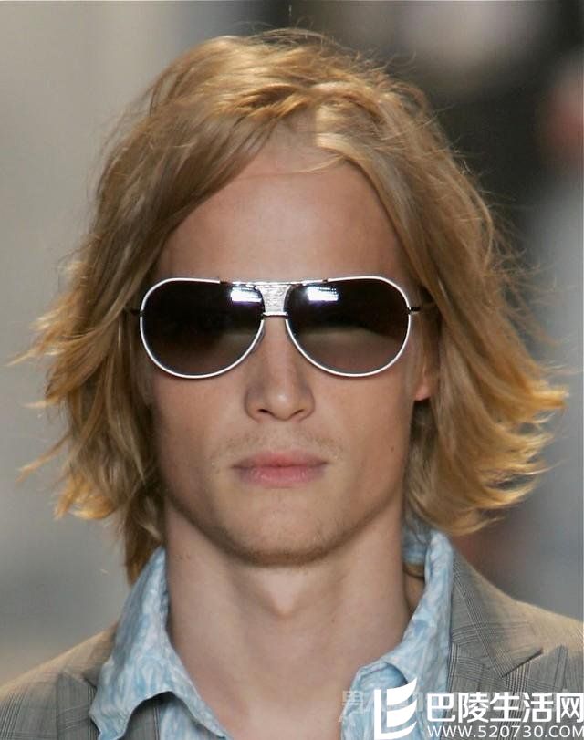 男生中长发发型 男生中长发发型