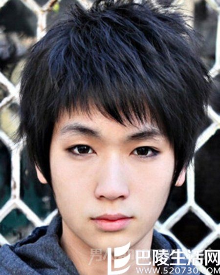 脸大的男生适合什么发型