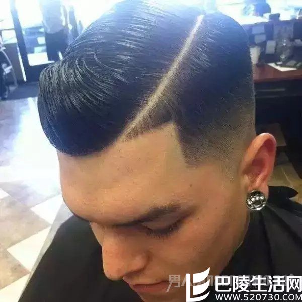 男士一道杠发型 男士一道杠发型