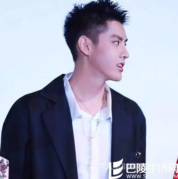 吴亦凡 吴亦凡
