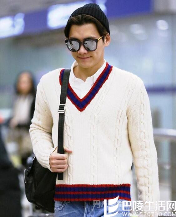 李易峰机场造型