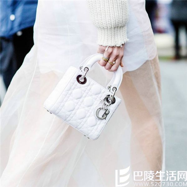 1471960364_CfOs6V.jpg 1471960364_CfOs6V.jpg