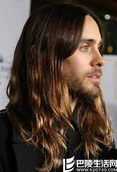 男人留长发