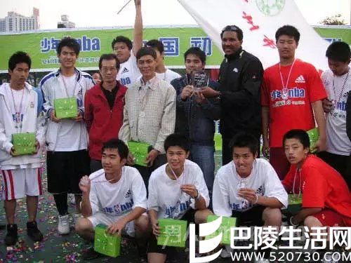 吴亦凡学生时代 吴亦凡学生时代