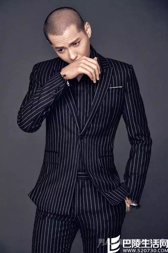 吴亦凡寸头 吴亦凡寸头