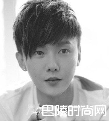 斜庞克发型 斜庞克发型