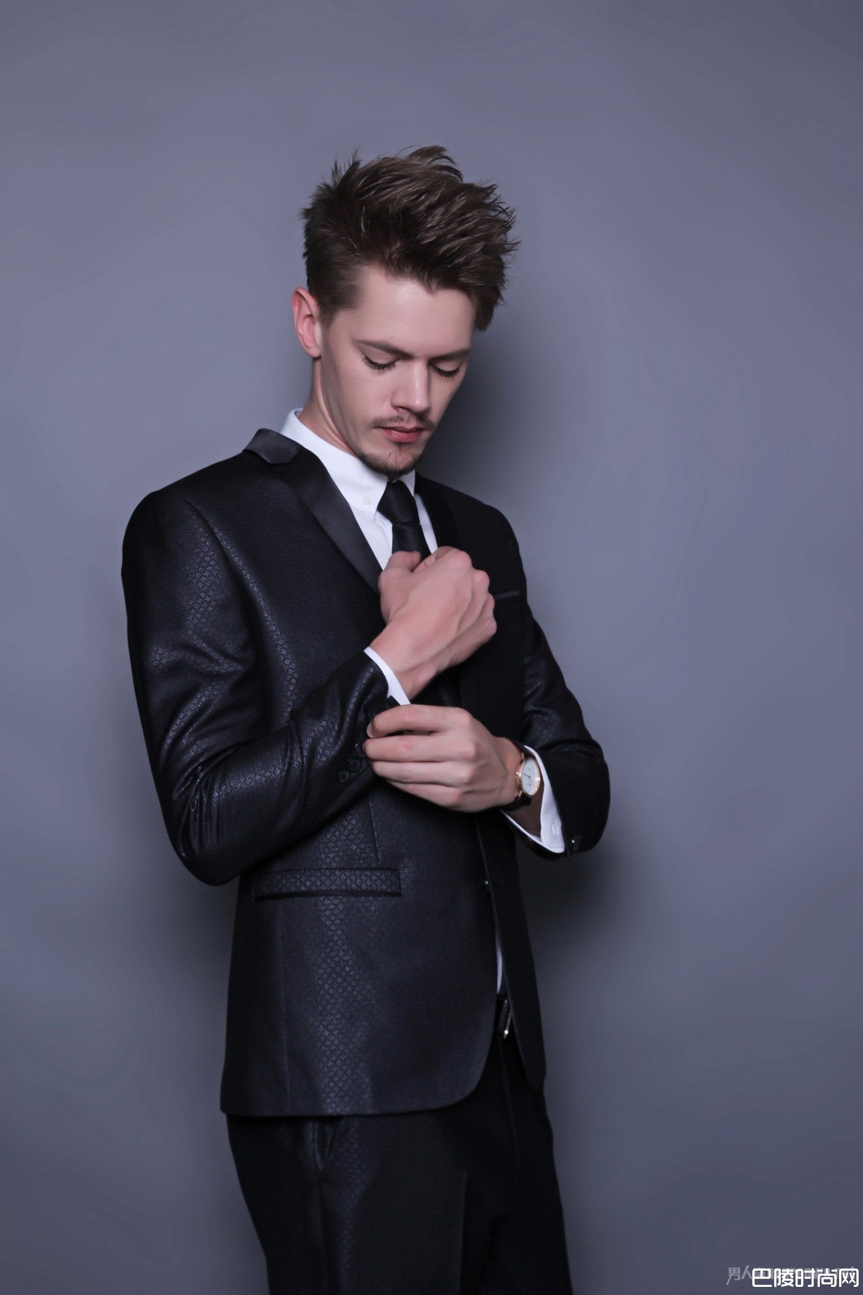 新郎发型怎么搞 新郎发型怎么搞