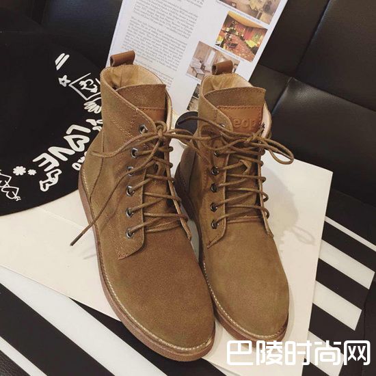 T马丁靴,让你的这个冬天更加有型