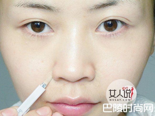 法令纹怎么遮盖 简易化妆小步骤轻松恢复年轻感觉