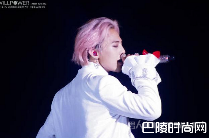 权志龙粉色头发