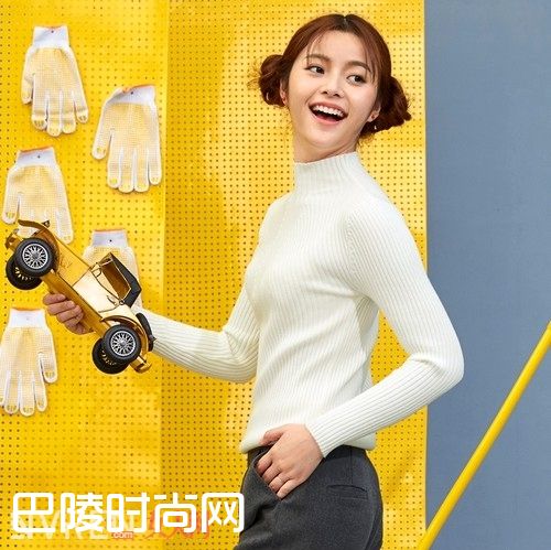 纯色简约半高领毛衣_毛衣尤爱纯色款 你也有同样的收集喜好吗