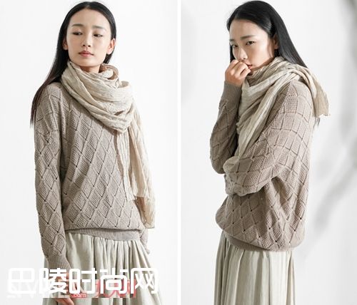 镂空钩花圆领毛衣_毛衣尤爱纯色款 你也有同样的收集喜好吗 镂空钩花圆领毛衣_毛衣尤爱纯色款 你也有同样的收集喜好吗