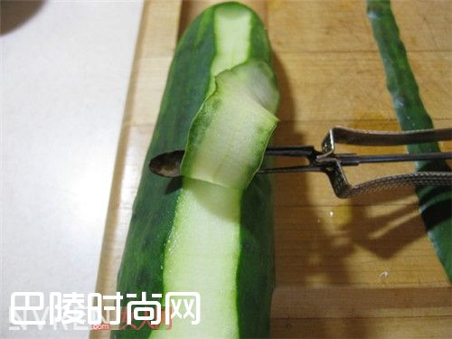 瘦脸小窍门有哪些_怎么快速瘦脸 帮你摆脱大饼脸有窍门