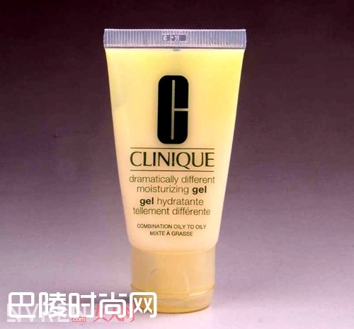 油性混合油性怎样给皮肤补水好_冬天皮肤干燥脱皮怎么办 如何正确给肌肤补水