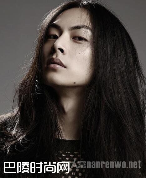 长发男模