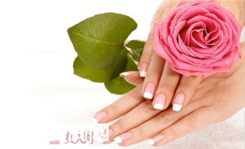 不洗手擦护手霜更伤手吗_双手美白的方法有哪些 芊芊玉手怎么养出来