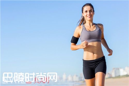 冬天早上跑步能减肥吗_冬天跑步暖身又减脂 选对时间让脂肪燃起来