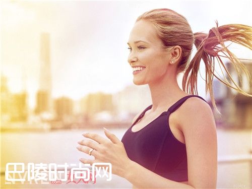 冬天跑步能减肥吗_冬天跑步暖身又减脂 选对时间让脂肪燃起来