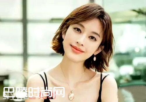 明星都爱摩卡短BOB发型_清新亮丽的摩卡短BOB发型 你不想留一个吗
