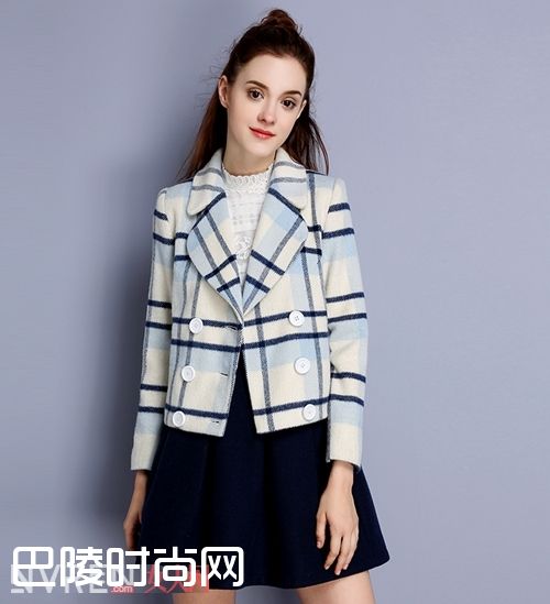 双排扣格子羊毛呢外套_百变短款毛呢外套 才是冬日的时尚杀手锏