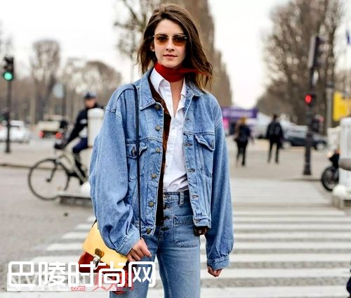 牛仔外套_四款明星爱豆的心头之好 告诉你冬天穿什么