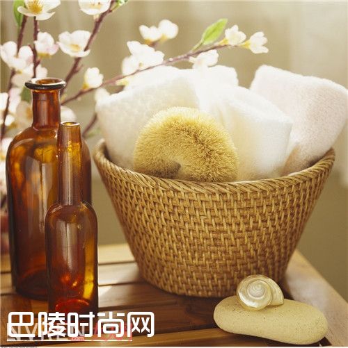 出门旅行需要什么润唇膏_外出旅行 女性朋友必知的有哪些护肤技巧