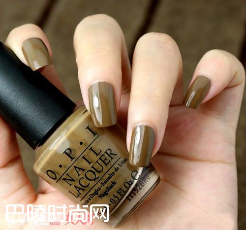 棕色指甲油使用诀窍_不同颜色指甲油的使用诀窍 轻松成为美妆达人