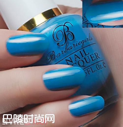 天蓝色指甲油使用诀窍_不同颜色指甲油的使用诀窍 轻松成为美妆达人