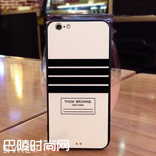 硅胶简约软壳_简单又时尚的手机壳 最适合给男朋友当礼物了 硅胶简约软壳_简单又时尚的手机壳 最适合给男朋友当礼物了