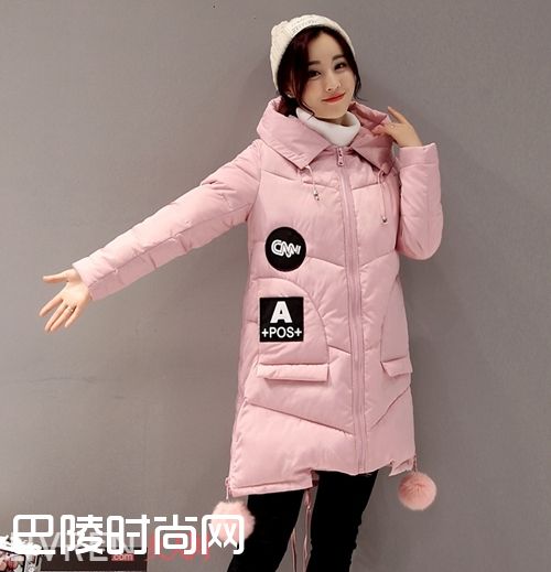 简约连帽毛球棉服_普通棉服也有不羁的灵魂 时尚个性就靠它 简约连帽毛球棉服_普通棉服也有不羁的灵魂 时尚个性就靠它