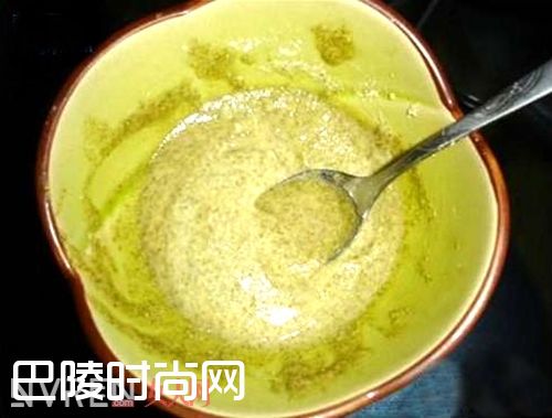 绿豆牛奶面膜制作方法_五款中药排毒祛痘面膜介绍 不妨制作看看