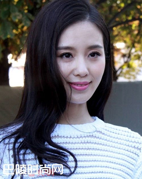 刘诗诗款粉色秀气眼妆_看明星如何画粉色眼影 你和桃花只差一个妆