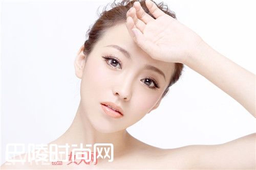 眼部除皱手术安全吗_简单方法去除脸部皱纹 别让褶皱遮挡你的颜值 眼部除皱手术安全吗_简单方法去除脸部皱纹 别让褶皱遮挡你的颜值