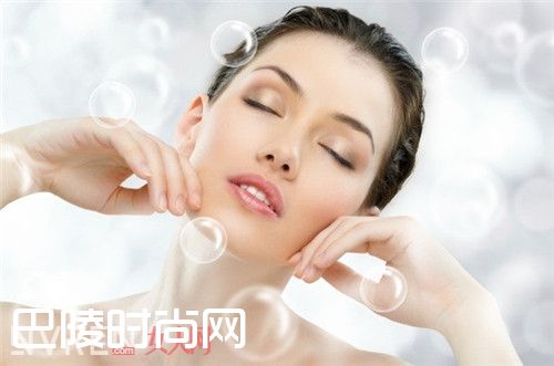 眼部皱纹多怎么办_简单方法去除脸部皱纹 别让褶皱遮挡你的颜值