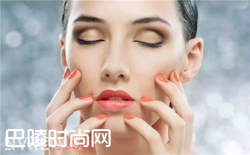 为什么眼部会长皱纹_简单方法去除脸部皱纹 别让褶皱遮挡你的颜值 为什么眼部会长皱纹_简单方法去除脸部皱纹 别让褶皱遮挡你的颜值