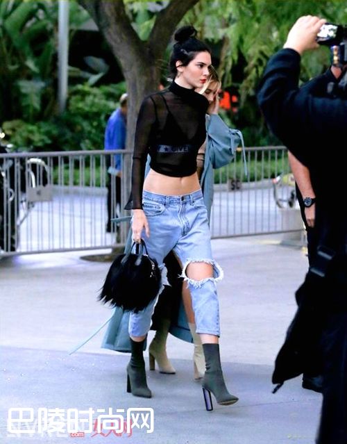 冬天穿袜靴_冬天穿什么鞋子才时髦又百搭 看看你就知道了 冬天穿袜靴_冬天穿什么鞋子才时髦又百搭 看看你就知道了