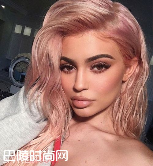 玫瑰色发色好看_换个发色过新年 美妙绝伦的造型你值得拥有