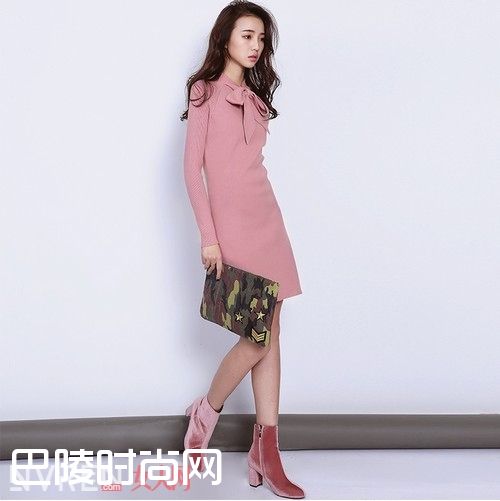 蝴蝶结飘带针织连衣裙_看到这么有魅力的连衣裙 心痒难耐又要买不停 蝴蝶结飘带针织连衣裙_看到这么有魅力的连衣裙 心痒难耐又要买不停