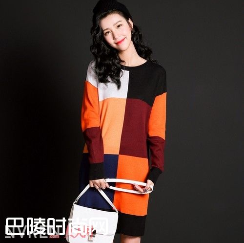 圆领撞色拼接连衣裙_看到这么有魅力的连衣裙 心痒难耐又要买不停 圆领撞色拼接连衣裙_看到这么有魅力的连衣裙 心痒难耐又要买不停