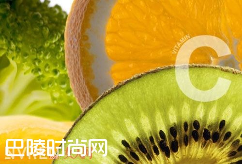 补充维生素C和E可以抗氧化_皮肤如何抗氧化 逆龄保养小妙招快学起来 补充维生素C和E可以抗氧化_皮肤如何抗氧化 逆龄保养小妙招快学起来