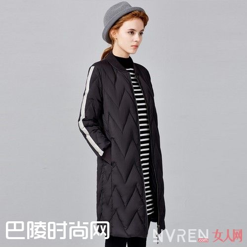 棒球领拼接中长羽绒外套_满足你的心中所想 这样的外套才叫刚刚好 棒球领拼接中长羽绒外套_满足你的心中所想 这样的外套才叫刚刚好