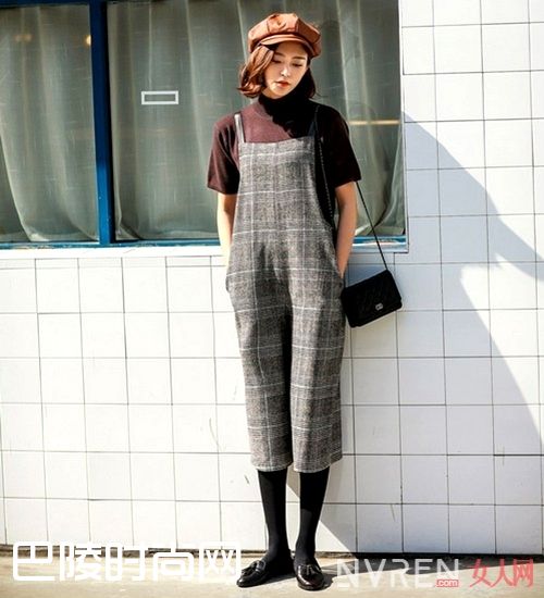 背带阔腿裤_内搭才是冬日时尚的重中之重 你选对了吗